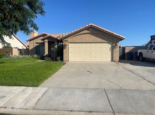 38961 Dianron Rd, Palmdale, CA 93551