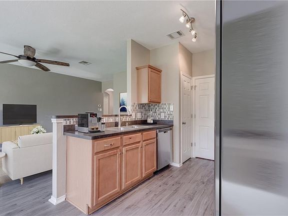 5th image of 3004 Don Hill Ln