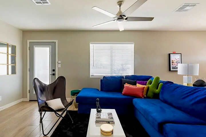 1450 E Hoover Ave — Photo 10