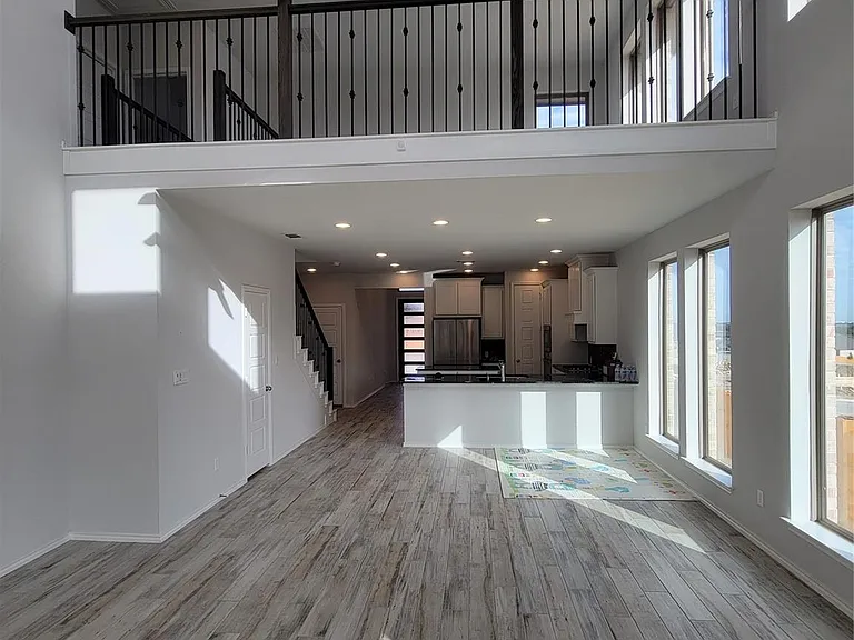 113 Bluff Creek Ln — Photo 11