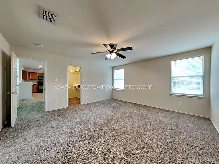 13049 Galaxy Dr — Photo 9