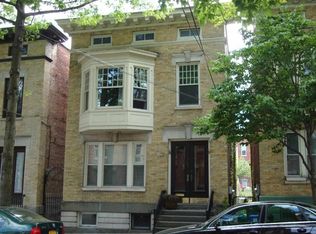 146 Jay St #1F, Albany, NY 12210