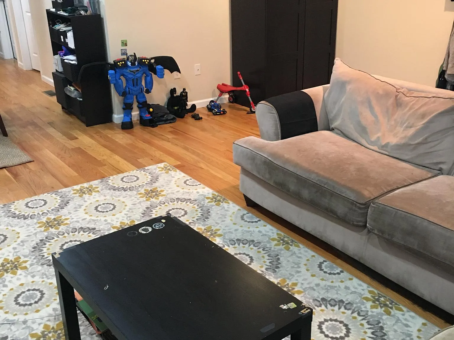 3 bed, 1.5 bath, 1390 sqft, $2,100 — Photo 3