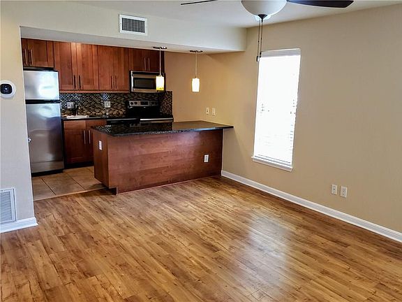 2nd image of 7685 Northcross Dr Unit 609