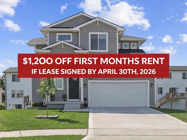 16632 Mill Pond Cir, Urbandale, IA 50323