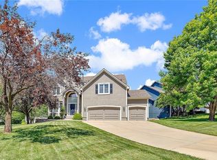 22420 W 44th Ter, Shawnee, KS 66226