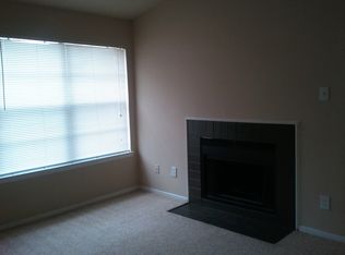 2141 Pinehurst Ln APT 2048, Mesquite, TX 75150