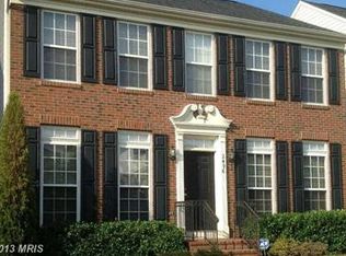 2496 Port Potomac Ave, Woodbridge, VA 22191