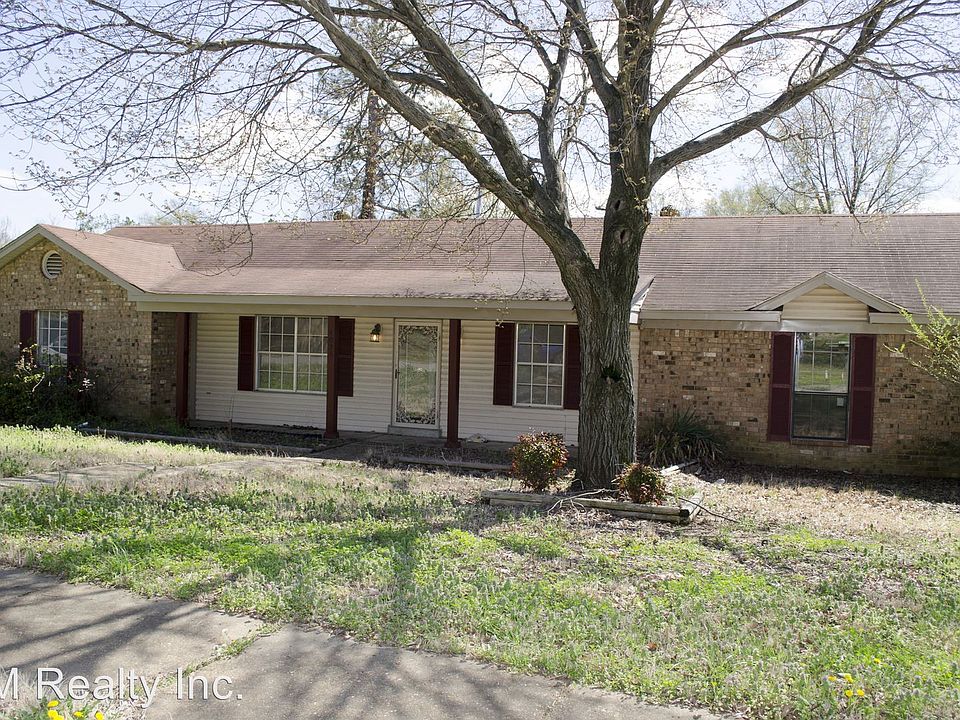 1st image of 4035 Longhollow Dr