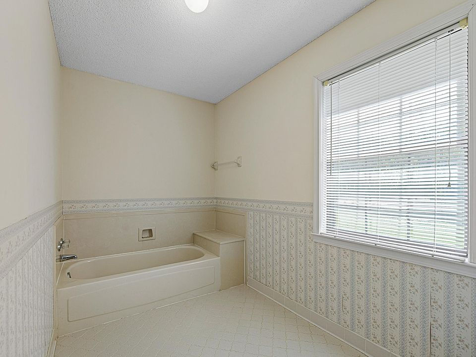 16th image of this home