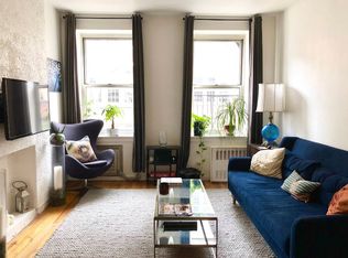 321 W 21st St #12, New York, NY 10011