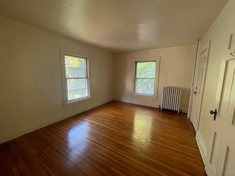 231 Rutgers St #2 — Photo 16