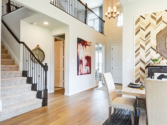 Soaring ceilings at foyer