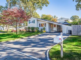 102 Monty Rd, Centereach, NY 11720