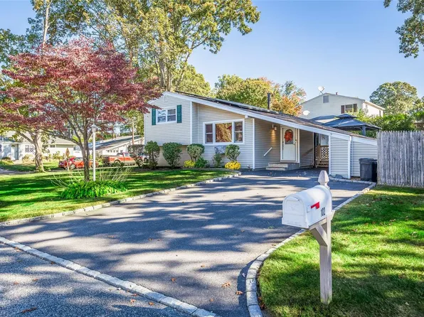 102 Monty Road, Centereach, NY 11720
