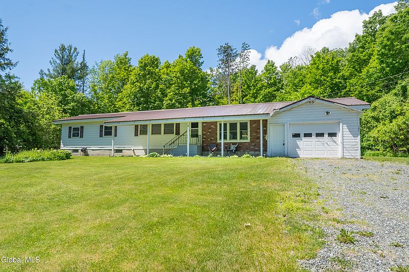 2nd image of 197 Lakeside Drive