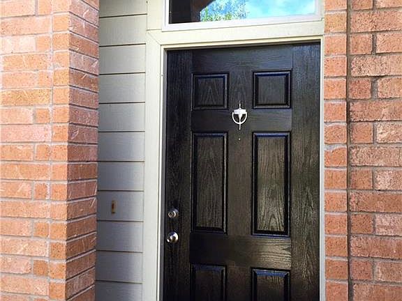 4th image of 1317 Belmont Dr