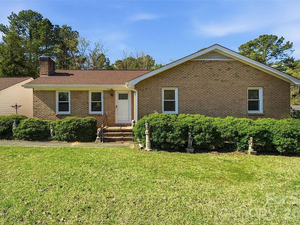 1st image of 854 Idlewild Dr