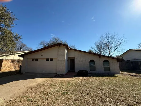 2605 Woodside Dr, Arlington, TX 76016