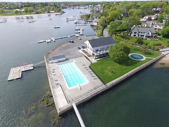 Shore Acres Point Club access included