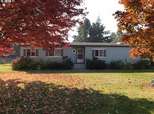 3085 Wy East Rd, Hood River, OR 97031