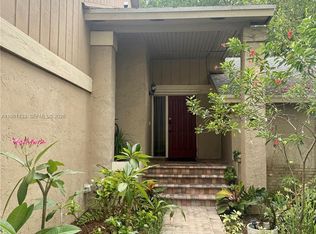 Lakes Of The Meadow Sec 3, Miami, FL 33185