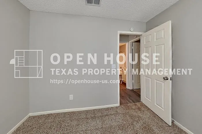 18138 Garden Manor Dr — Photo 13