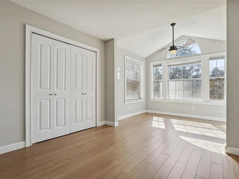 1007 Sandy Lane Dr — Photo 14