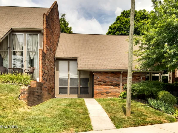 507 Canberra Dr #D4, Knoxville, TN 37923