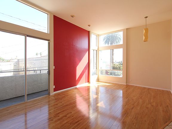 4th image of 856 N Van Ness Ave APT 8
