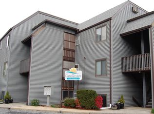 2 Navesink Ave, Highlands, NJ 07732