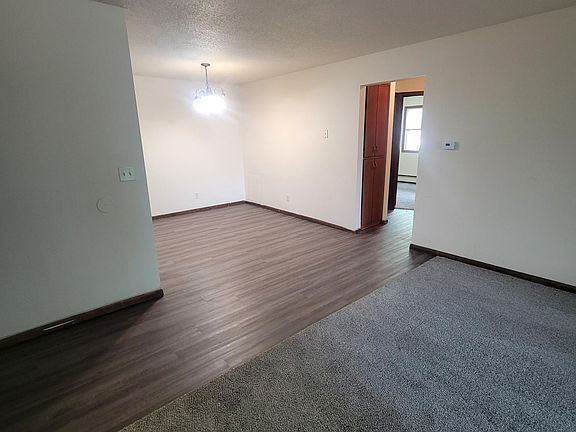 4th image of 525 6th Ave N #4
