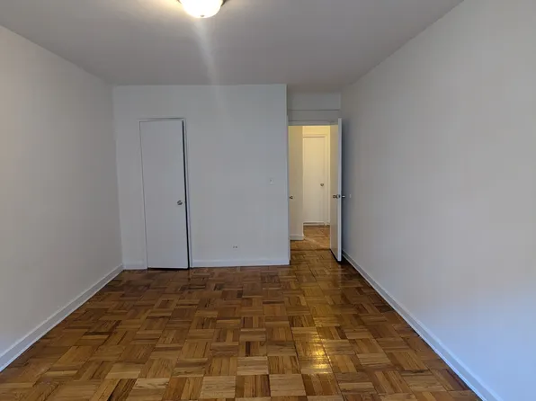 65-60 Wetherole Street image 4 of 9