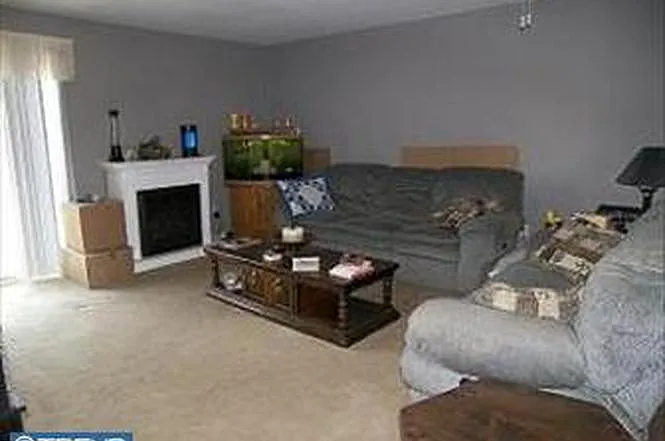 2 bed, 1.5 bath, 1775 sqft, $2,000 — Photo 3