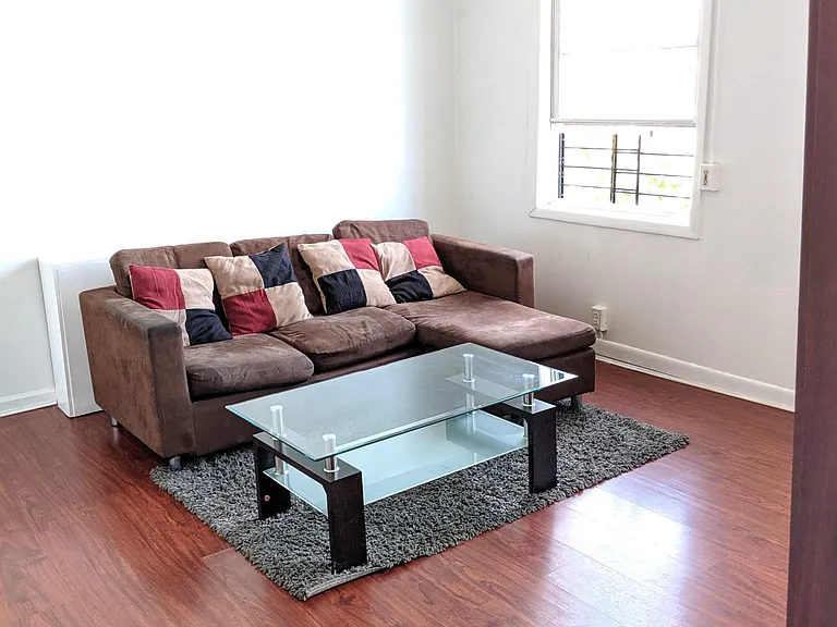86 Chestnut Ave #2 — Photo 2