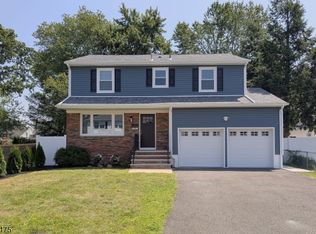 945 Wendy Ct, Union, NJ 07083