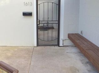 1613 Ocean Blvd, Atlantic Beach, FL 32233