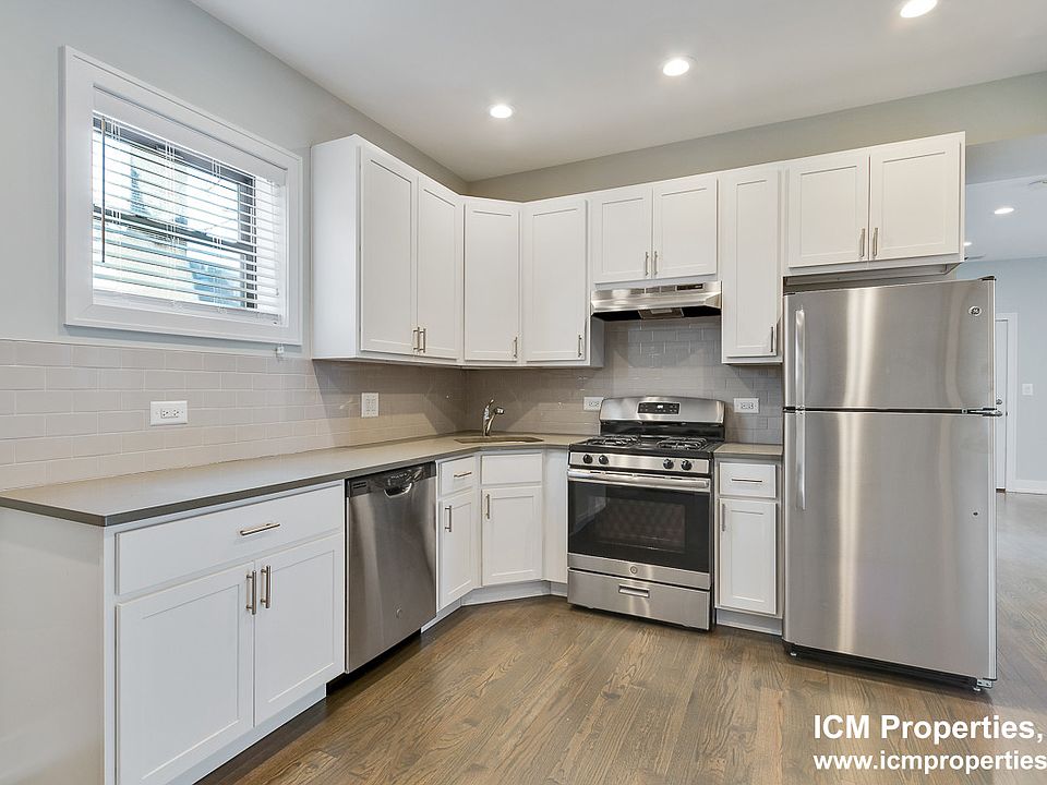 1st image of 354 W Dickens Ave #2107-2