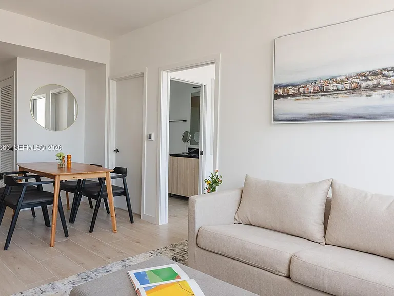225 N Miami Ave #3203 — Photo 4