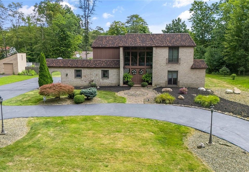 1st image of 5685 Engleton Ln