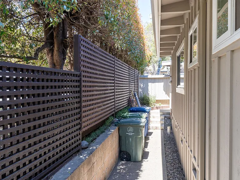 1145 Harrison St — Photo 41