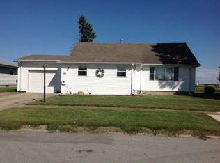 312 Phillips Dr, Rantoul, IL 61866