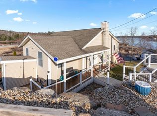 15 Lake Sites Dr, Northwood, NH 03261