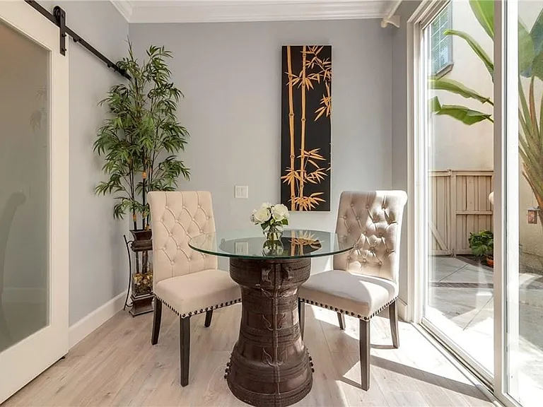 15 Old Spire Dr — Photo 11