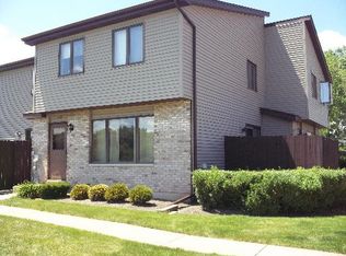 272 Circlegate Rd, New Lenox, IL 60451