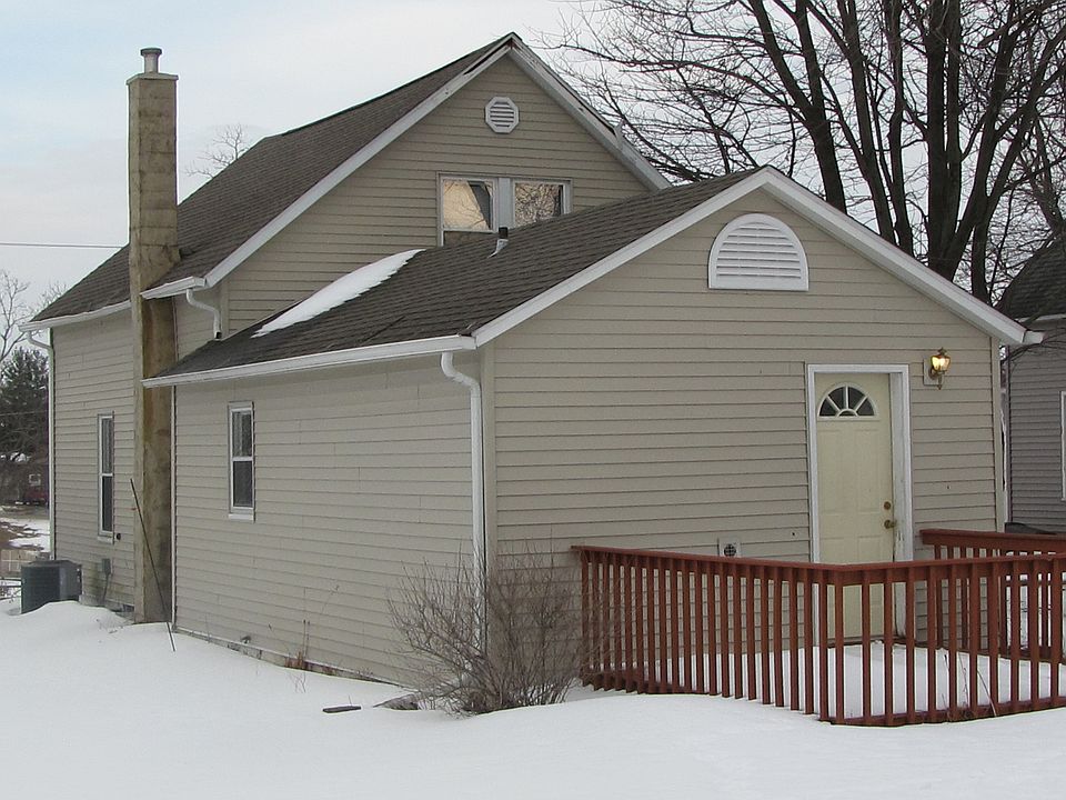 2nd image of 307 2nd Ave