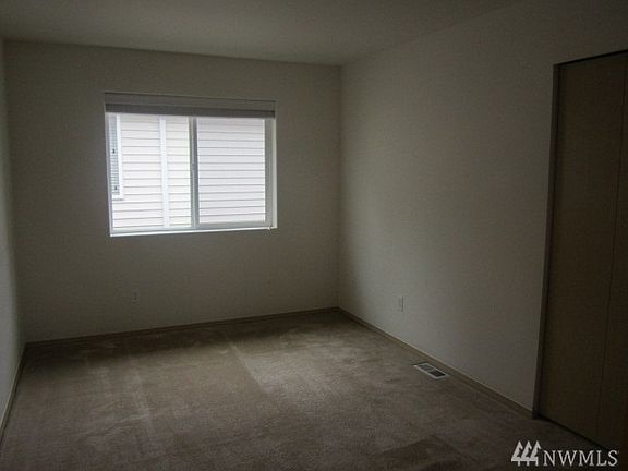 4th image of 4621 100th St NE