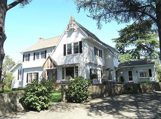 61 Crest Ave, Alamo, CA 94507