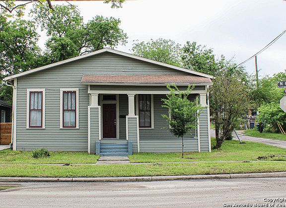 2nd image of 420 N Olive St