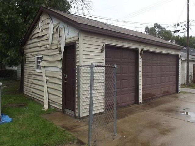 2nd image of 14645 Grant St